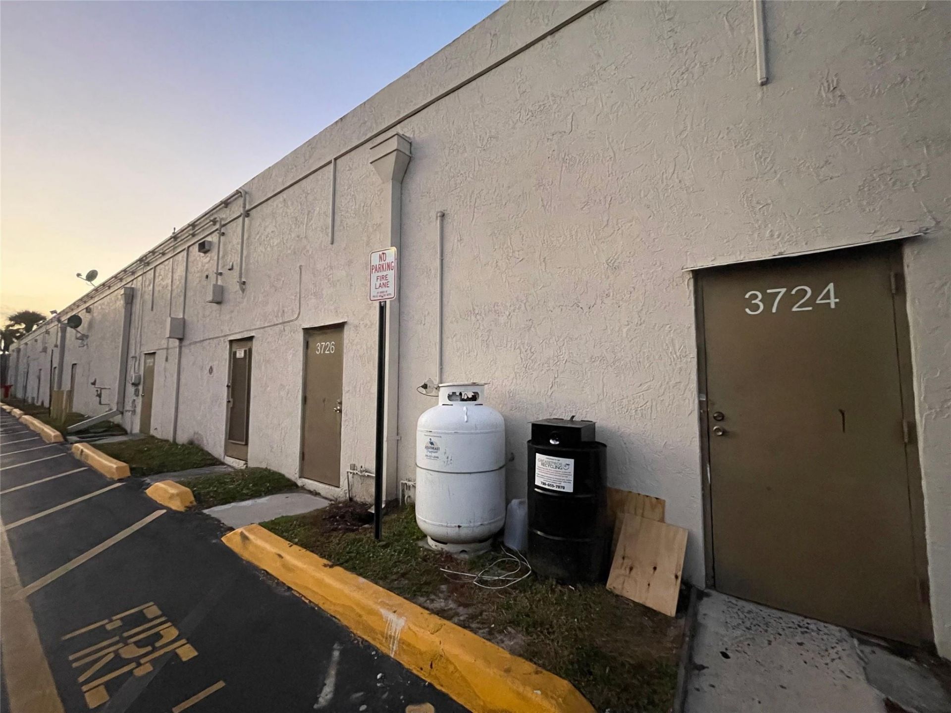 2900 State Road 7, Lauderdale Lakes, FL 33311 Photo