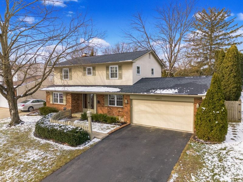 4803 Wynwood Court, Columbus, OH 43220 Photo 2