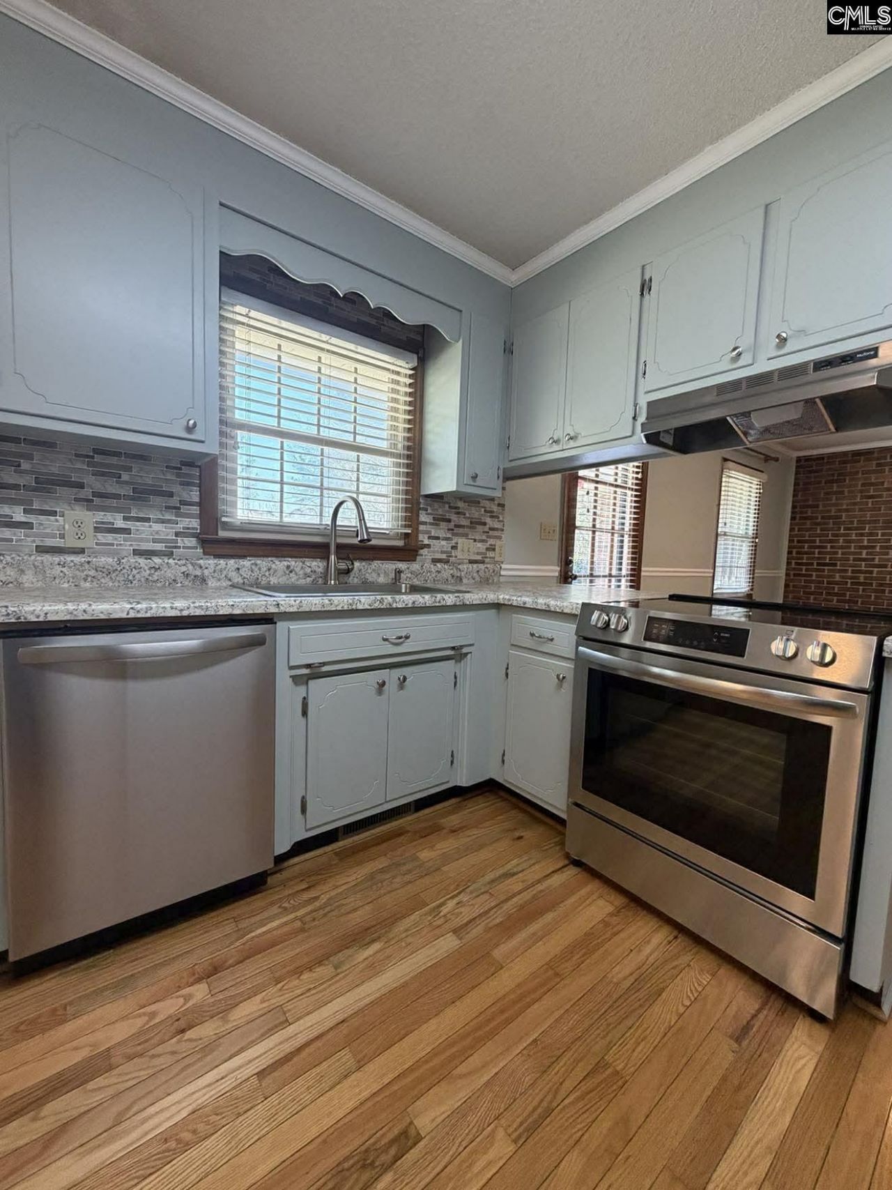 922 Washington Street Photo 13