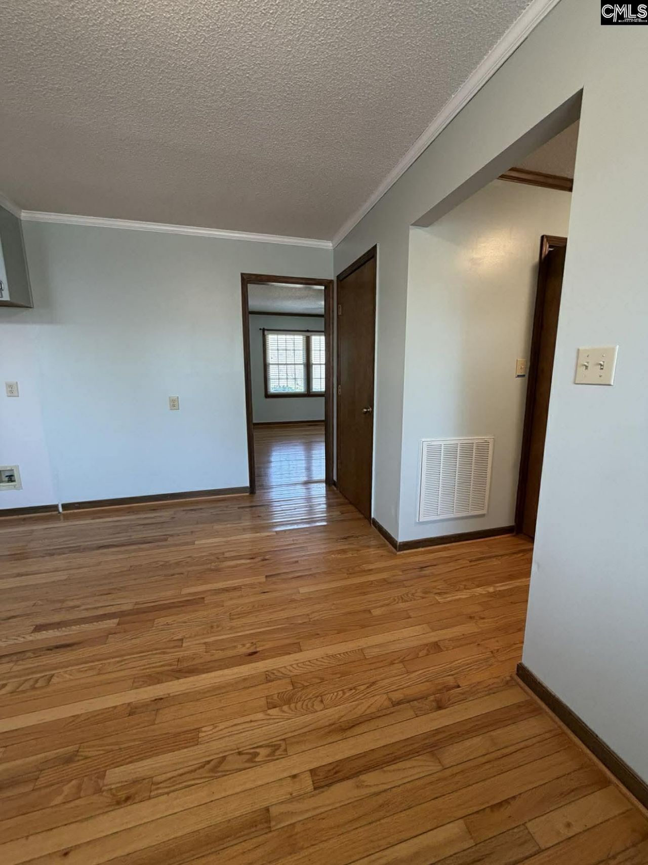 922 Washington Street Photo 15