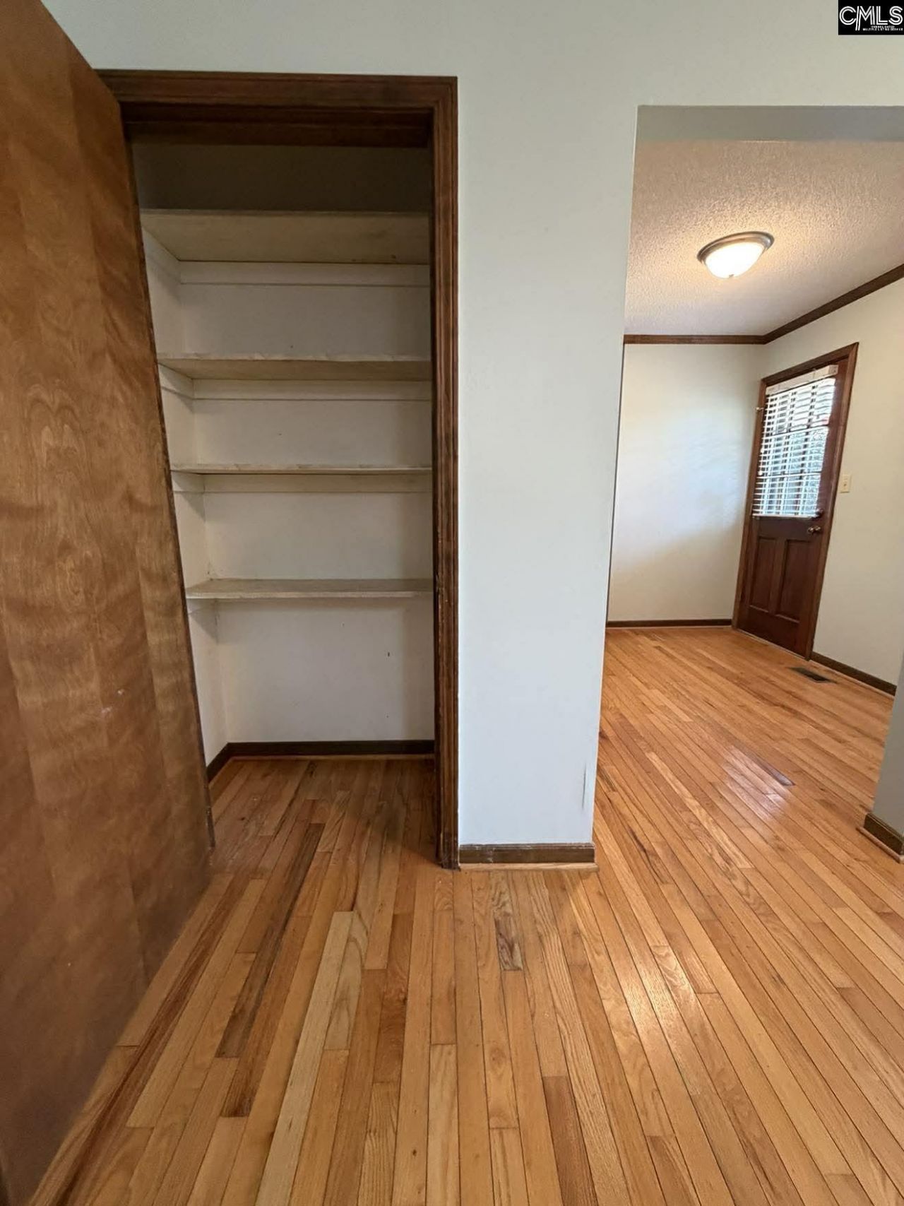 922 Washington Street Photo 16