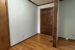 922 Washington Street photo 4