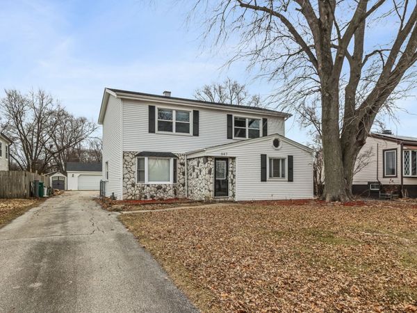 647 N Kramer Avenue, Lombard, IL 60148