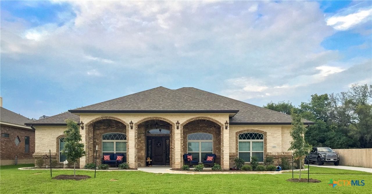 1203 Old Oak Road, Harker Heights, TX 76548 Main Photo