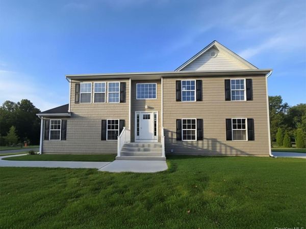 103 Brookfield Avenue, Unit B, Center Moriches, NY 11934