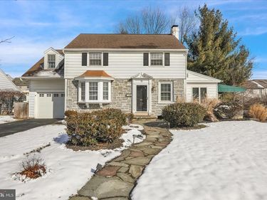 16 HASKELL DRIVE, LANCASTER, PA 17601
