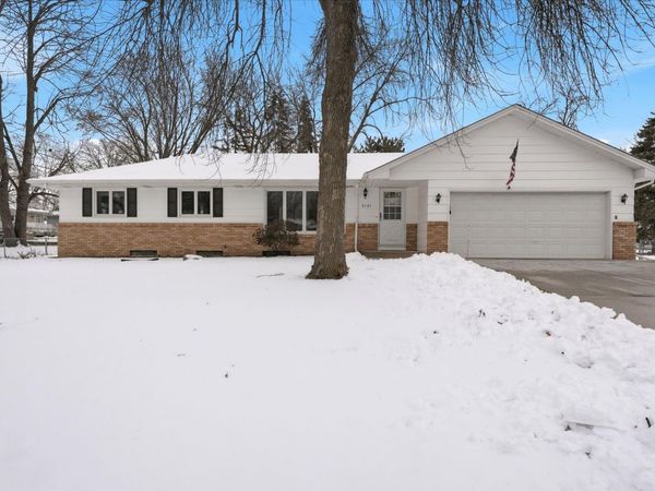 9121 61 1/2 Avenue N, New Hope, MN 55428