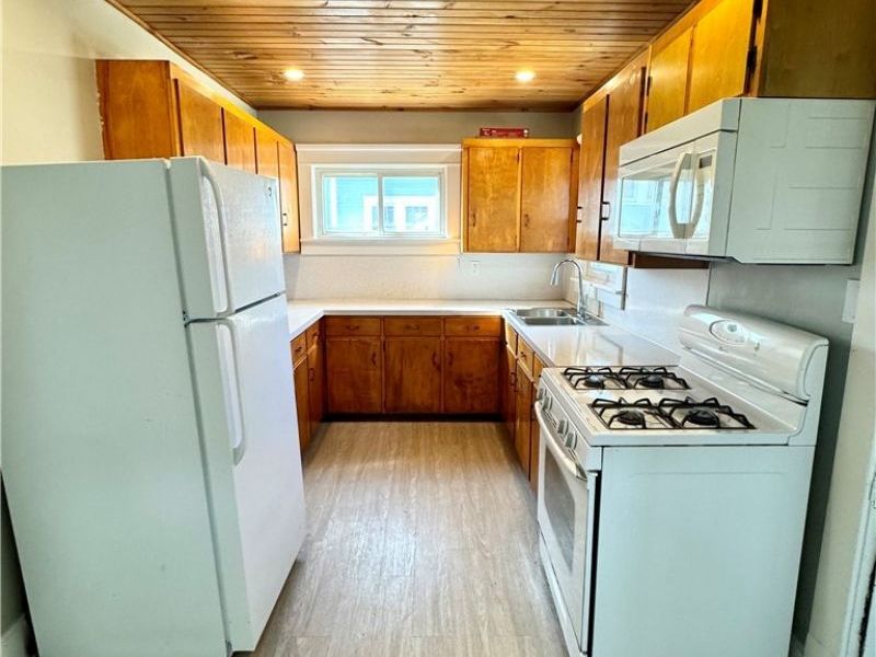 222 Sycamore Street, Coshocton, OH 43812 Photo 10