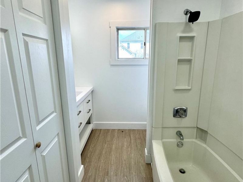 222 Sycamore Street, Coshocton, OH 43812 Photo 12