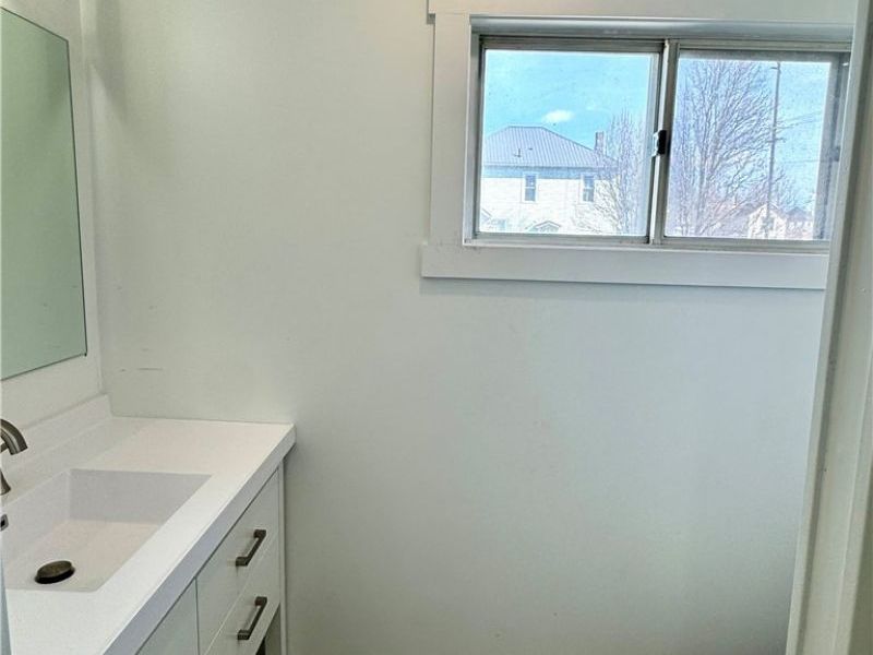 222 Sycamore Street, Coshocton, OH 43812 Photo 14