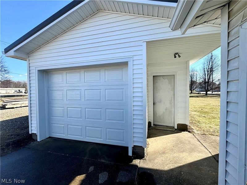 222 Sycamore Street, Coshocton, OH 43812 Photo 5