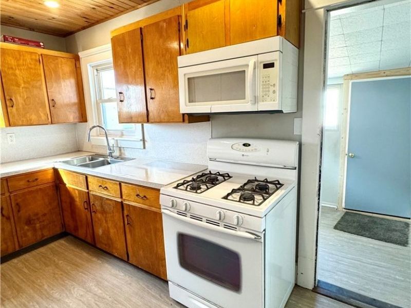 222 Sycamore Street, Coshocton, OH 43812 Photo 9