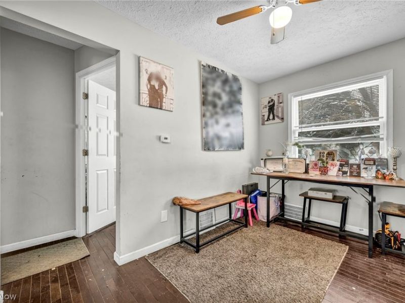 515 E 250th Street, Euclid, OH 44132 Photo 14