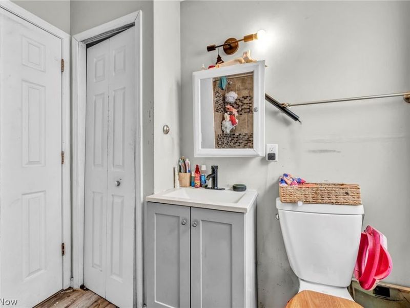 515 E 250th Street, Euclid, OH 44132 Photo 23