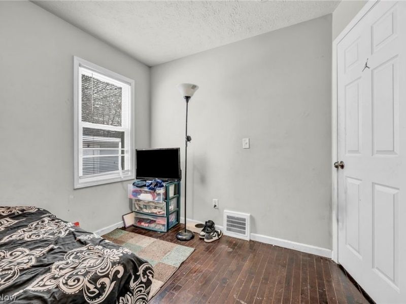 515 E 250th Street, Euclid, OH 44132 Photo 25