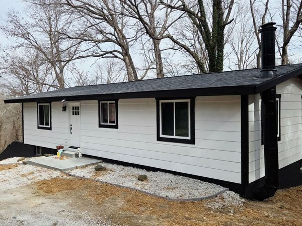 122 Vfw Road, Reeds Spring, MO 65737