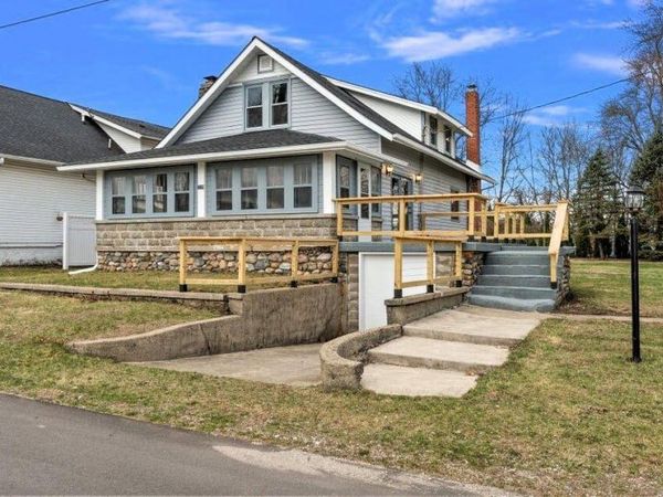 1228 N Main Street , Kewanna, IN 46939