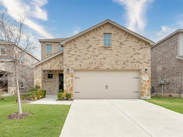 321 Glenwick Lane, Van Alstyne, TX 75495