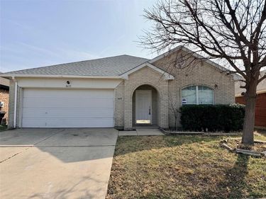 8655 Sumter Way, Fort Worth, TX 76244