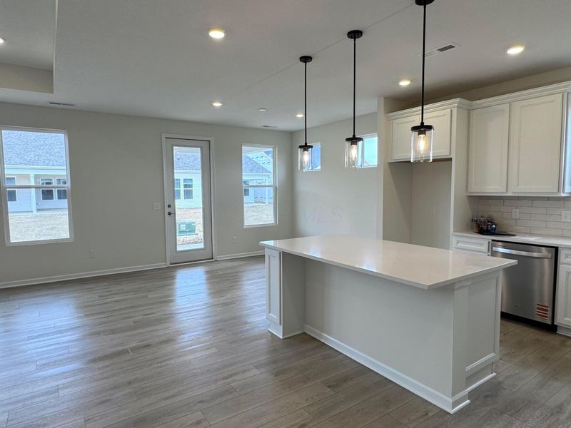 1849 Melanzana Drive, Unit Lot 224, Hilliard, OH 43026 Photo 4