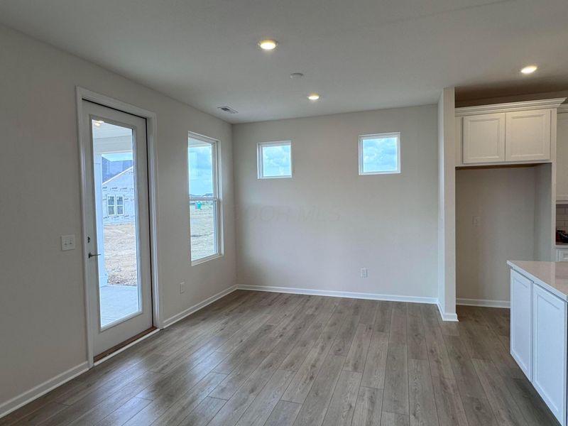 1849 Melanzana Drive, Unit Lot 224, Hilliard, OH 43026 Photo 5