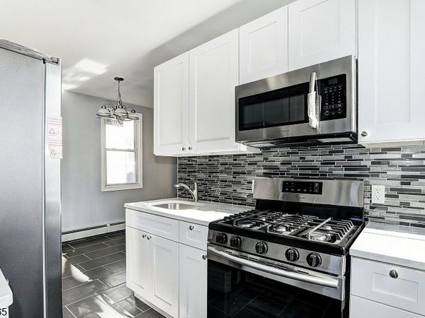 287 Sanford St, Unit 2, East Orange, NJ 07018