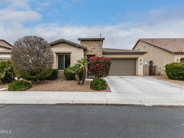 3840 E WISTERIA Drive, Chandler, AZ 85286