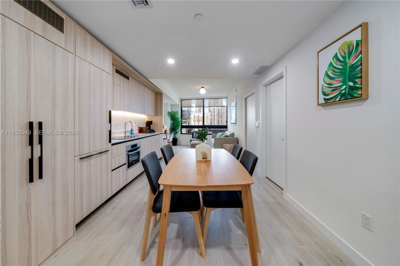 225 N Miami Ave , Unit 1707, Miami, FL 33128 Photo