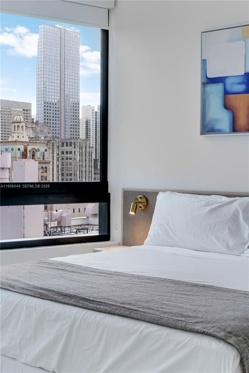 225 N Miami Ave , Unit 1707, Miami, FL 33128 Photo