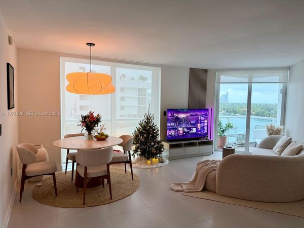 9821 E Bay Harbor Dr, Unit 801, Bay Harbor Islands, FL 33154