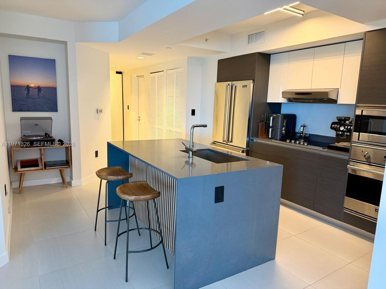 9821 E Bay Harbor Dr, Unit 801, Bay Harbor Islands, FL 33154 Photo