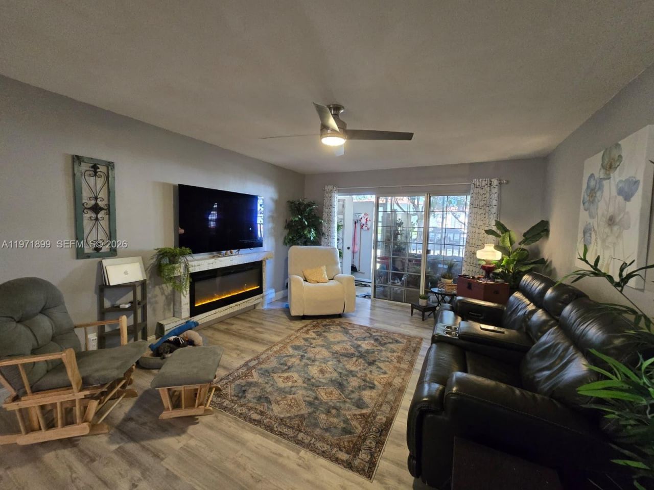 10441 Mahogany Key Cir, Unit 102, Miami, FL 33196 Photo