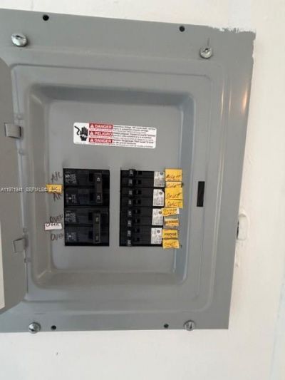 2368 NW 3rd St, Unit 4, Miami, FL 33125 Photo