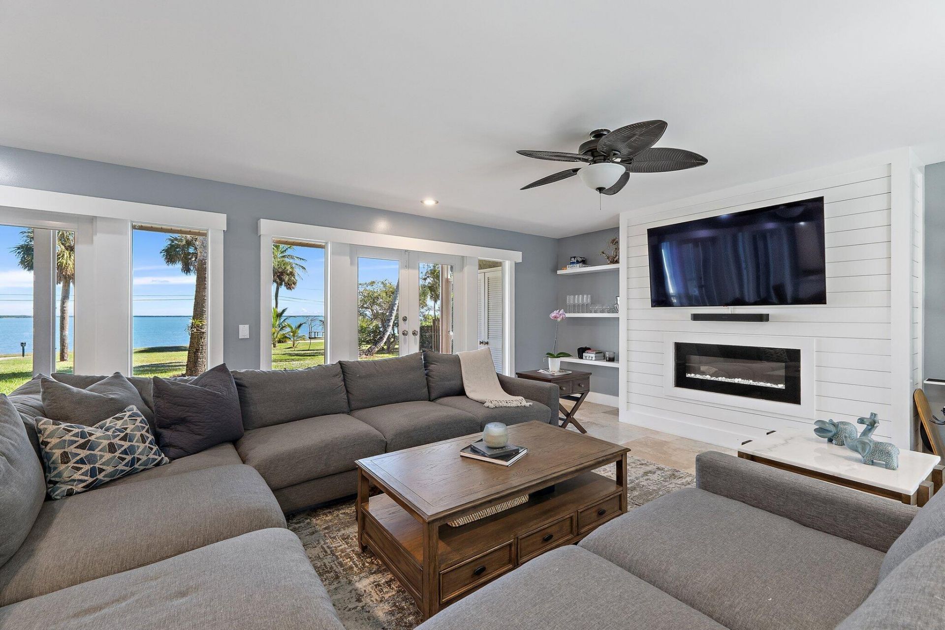 2315 S Indian River Drive, Fort Pierce, FL 34950 Photo