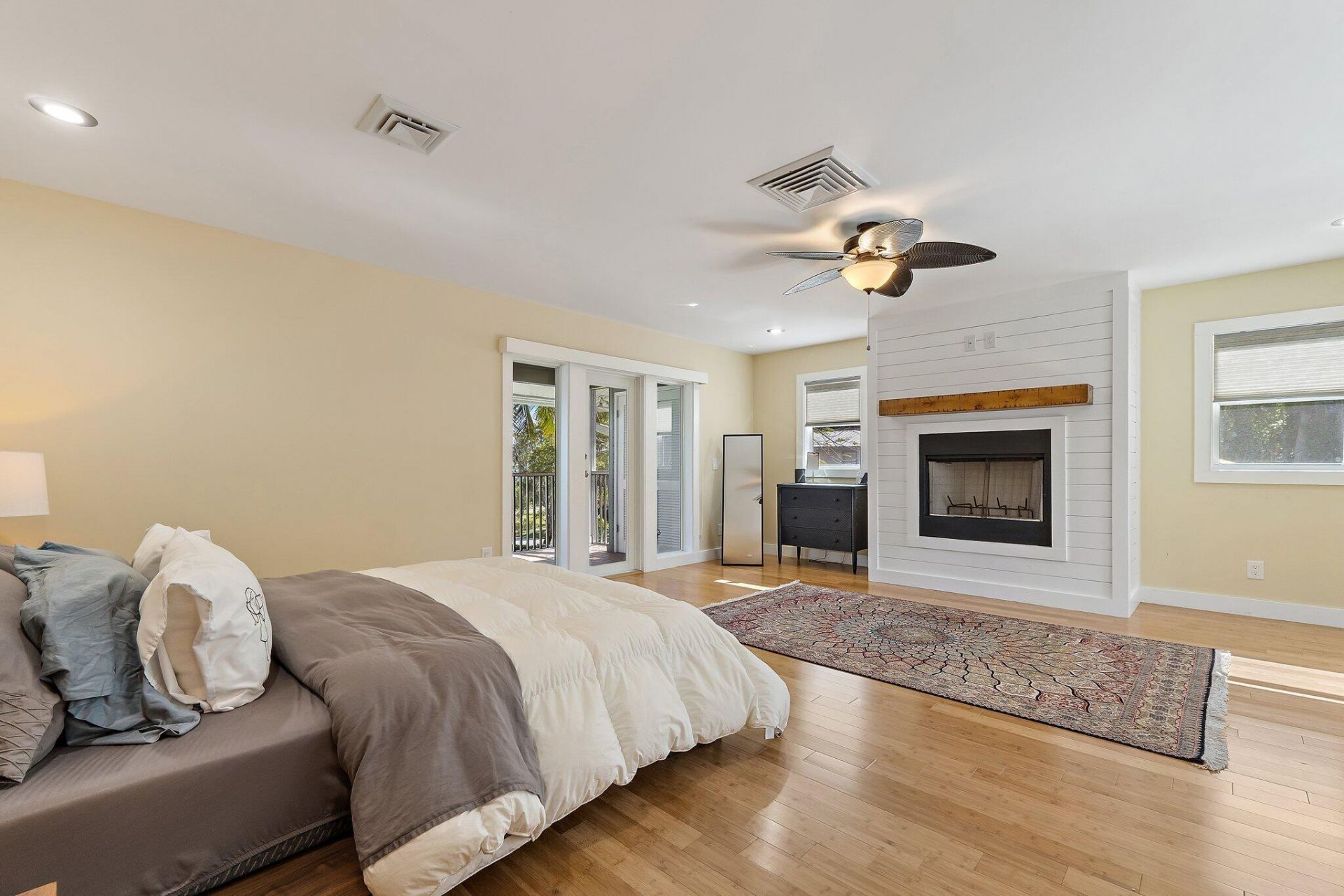 2315 S Indian River Drive, Fort Pierce, FL 34950 Photo