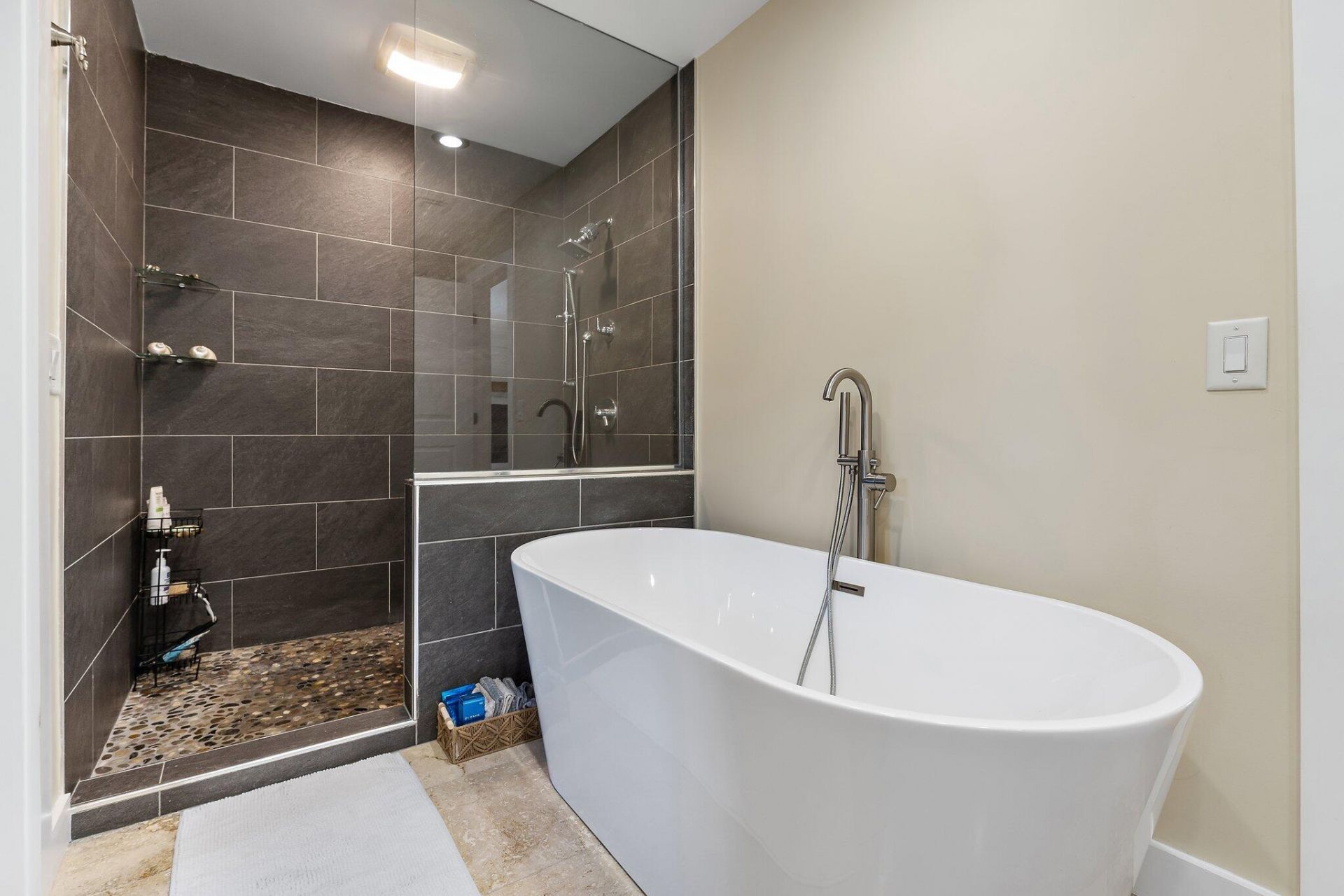 2315 S Indian River Drive, Fort Pierce, FL 34950 Photo