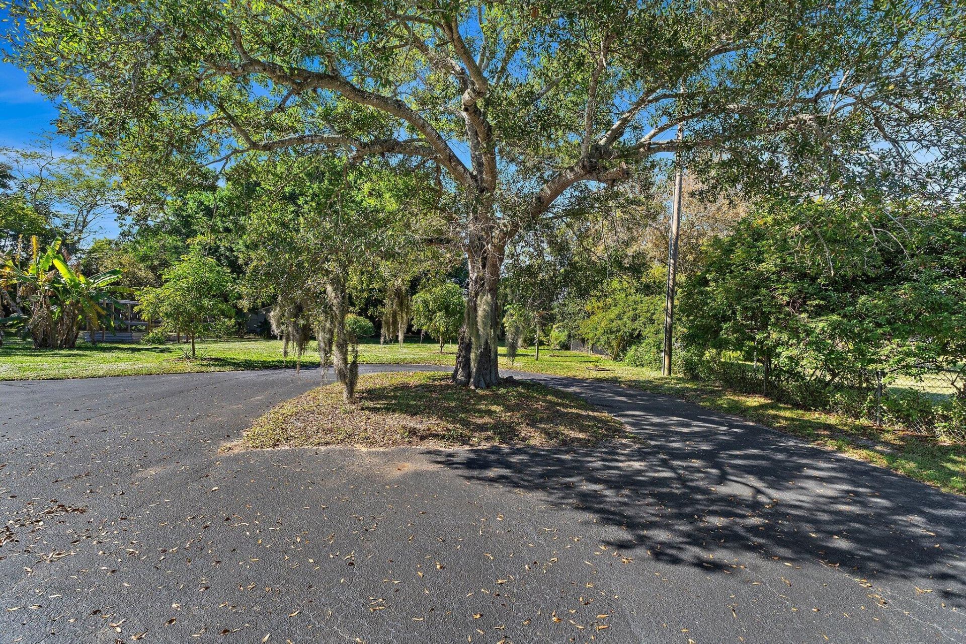 2315 S Indian River Drive, Fort Pierce, FL 34950 Photo