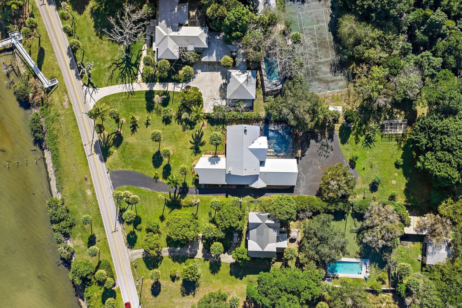 2315 S Indian River Drive, Fort Pierce, FL 34950 Photo