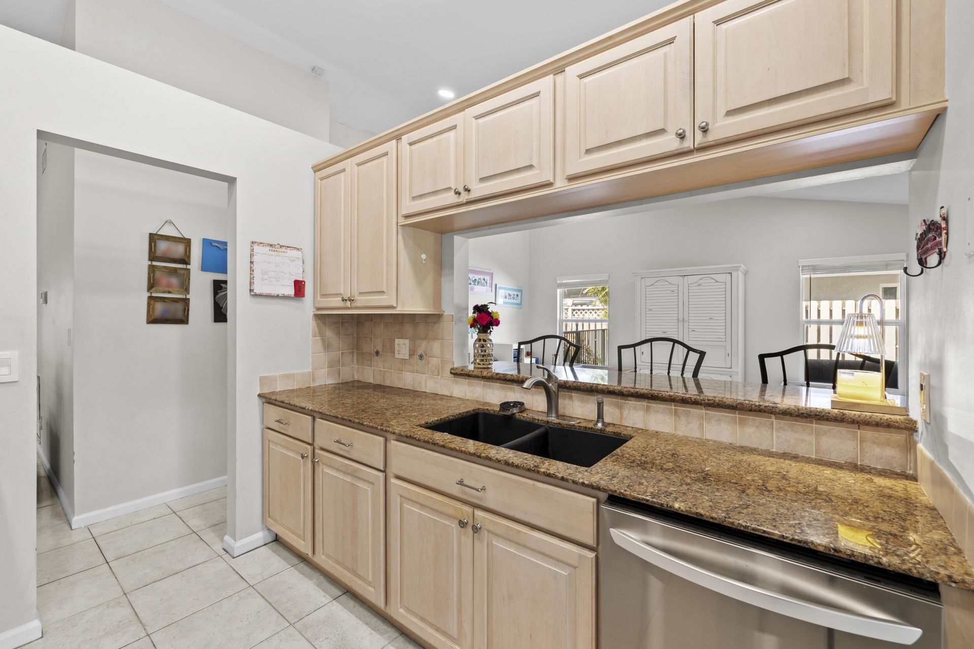 6861 SW 17th Street, Plantation, FL 33317 Photo