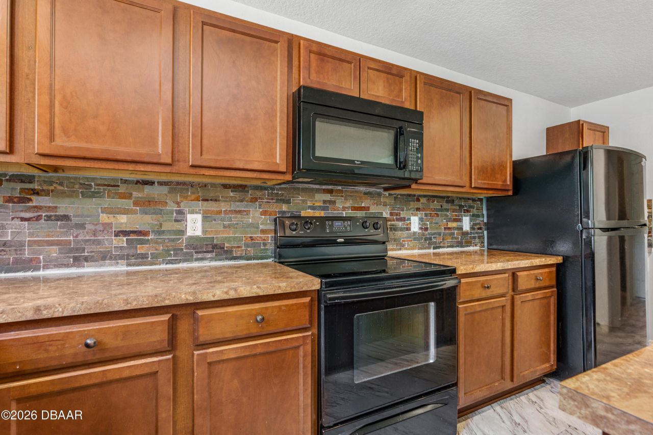 313 Bayberry Lakes Boulevard, Daytona Beach, FL 32124 Photo