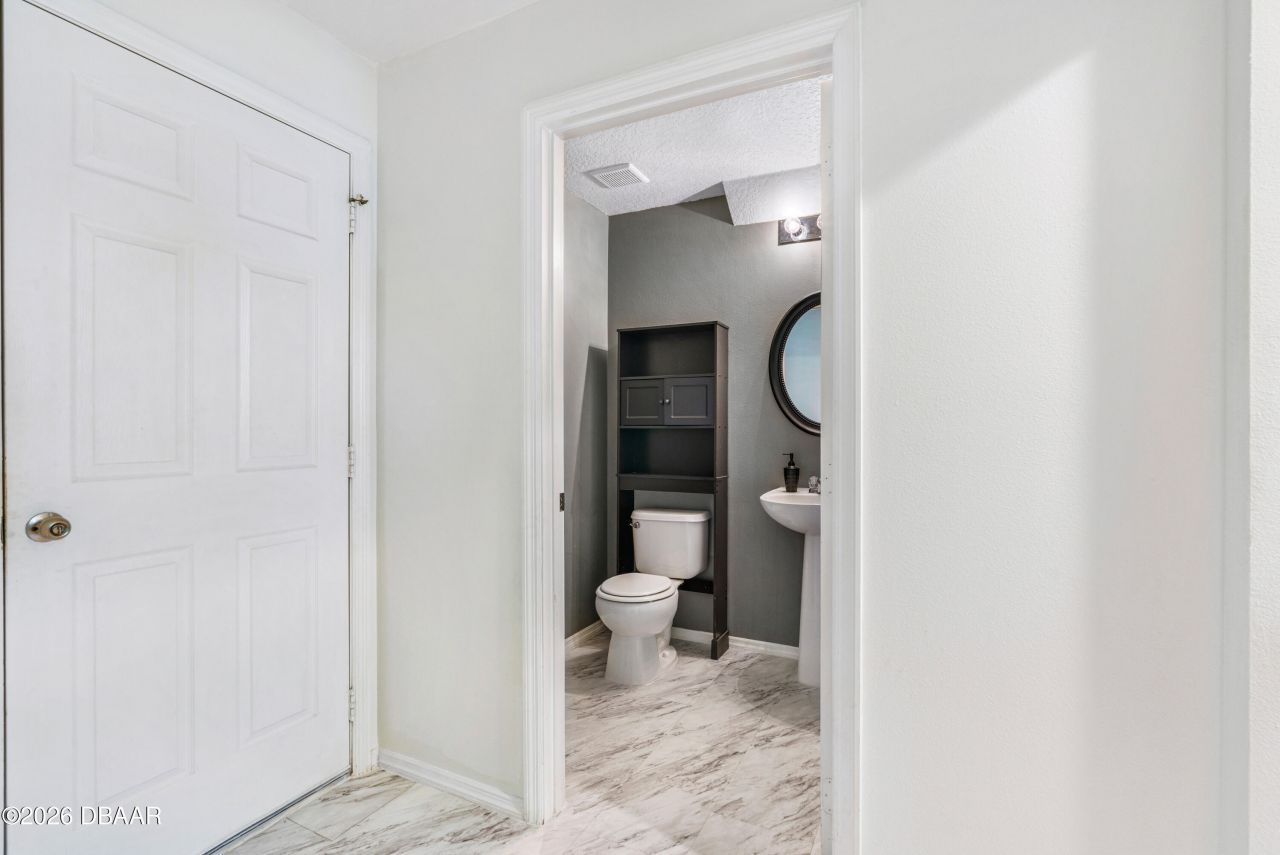 313 Bayberry Lakes Boulevard, Daytona Beach, FL 32124 Photo