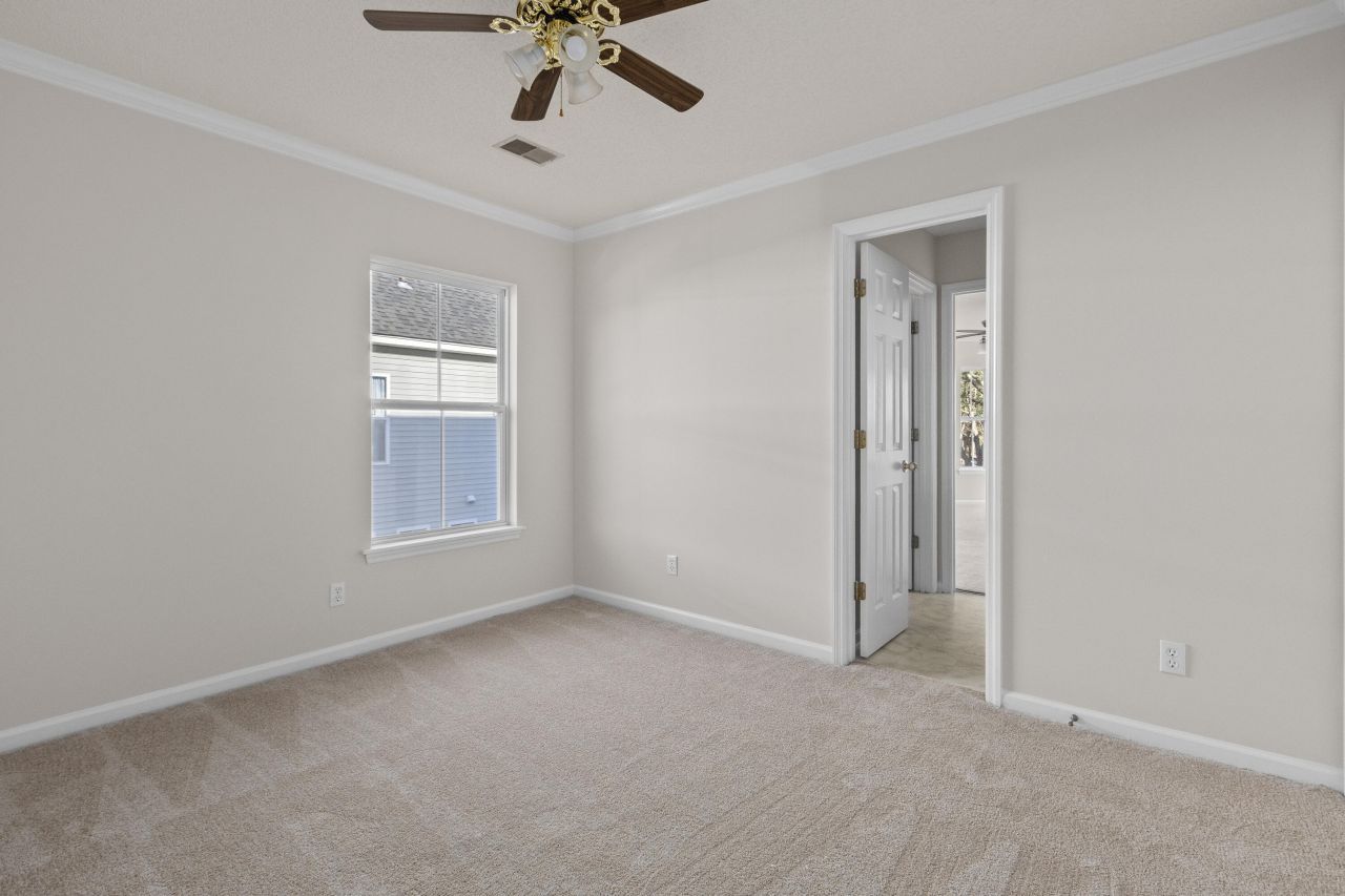 43 Regency Oaks Drive Photo 27