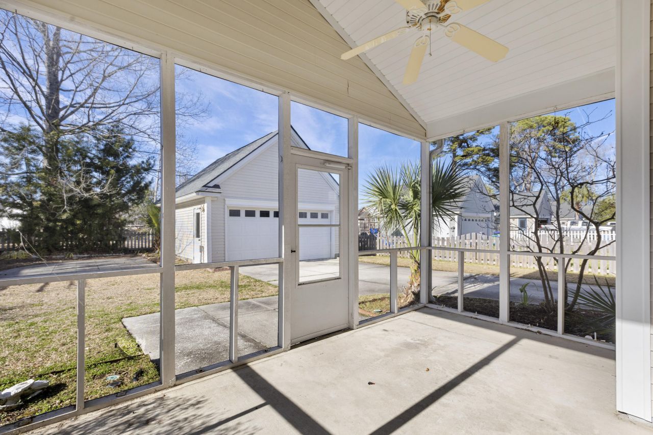 43 Regency Oaks Drive Photo 29