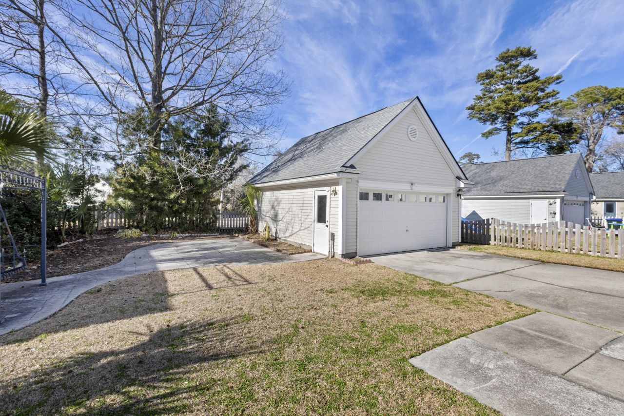 43 Regency Oaks Drive Photo 31