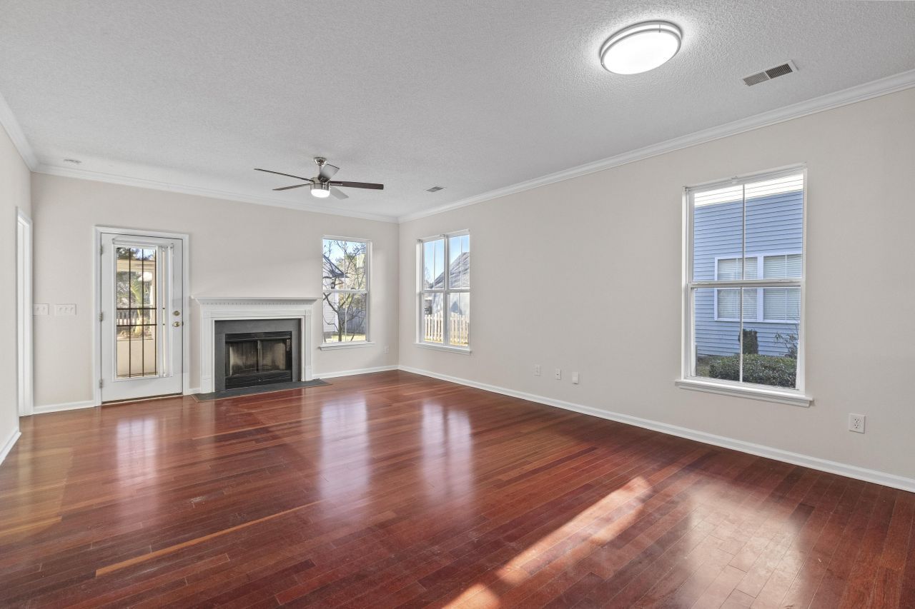 43 Regency Oaks Drive Photo 5