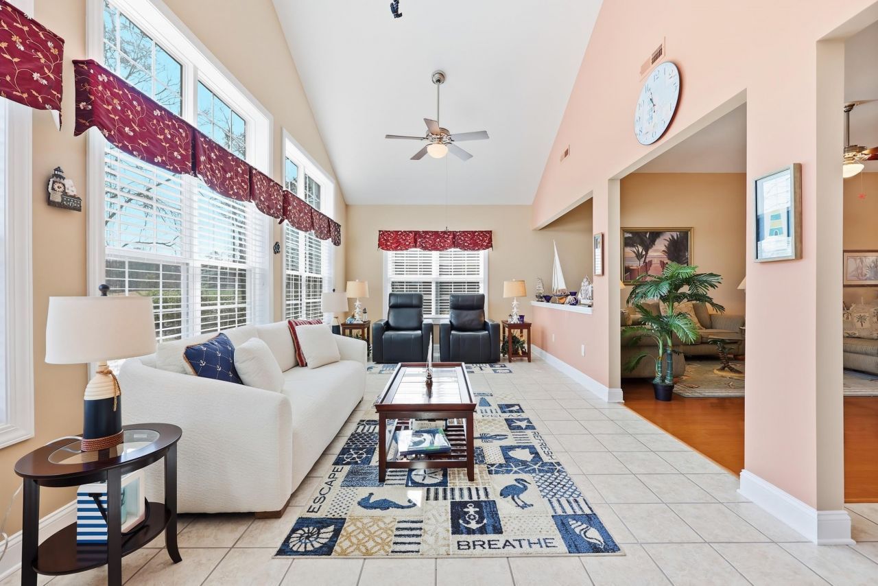 1216 Foxtail Dr. Photo 13