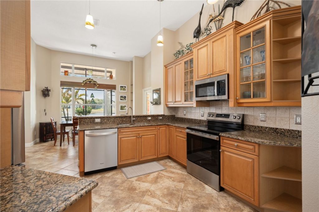 4220 Abington Woods Circle, Vero Beach, FL 32967 Photo