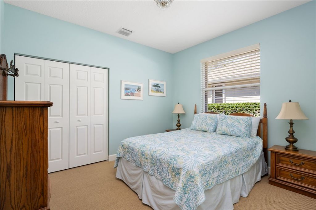 4220 Abington Woods Circle, Vero Beach, FL 32967 Photo