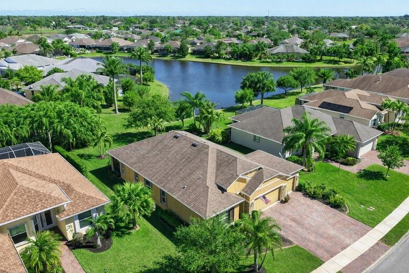 625 Gossamer Wing Way, Sebastian, FL 32958 Photo