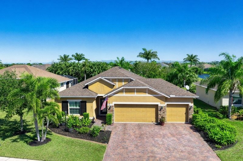 625 Gossamer Wing Way, Sebastian, FL 32958 Photo